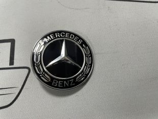 Эмблема на капот Mercedes W166 X166 C292 черная Эмблема на капот Mercedes W166 X166 C292 черная